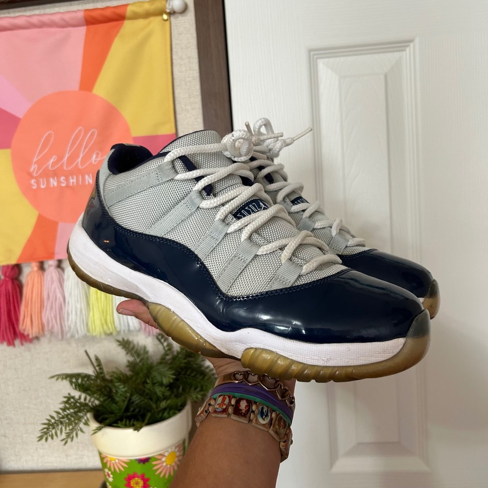 Jordan 11 Retro Low Georgetown Grey Mist Midnight Navy 528895-007 Mens Sneaker